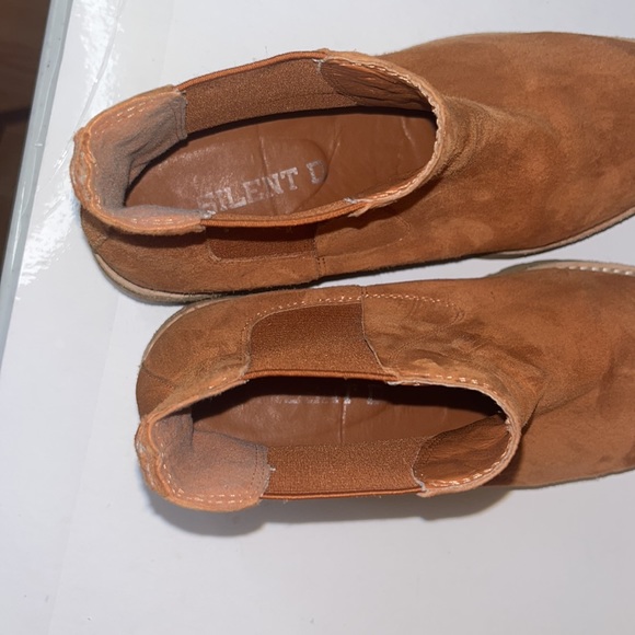 Anthropologie silent D red suede platform boots FLAWED - Picture 9 of 12